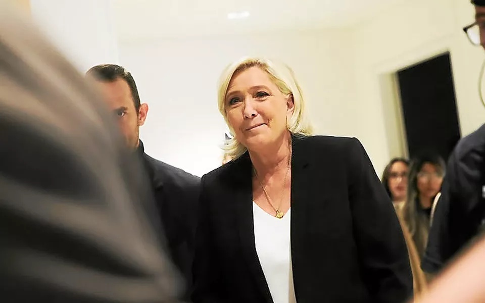 Marine Le Pen au procès des assistants du RN « Je n’ai pas le sentiment d’avoir commis la moindre irrégularité » Marine Le Pen au procès des assistants du RN : « Je n’ai pas le sentiment d’avoir commis la moindre irrégularité »