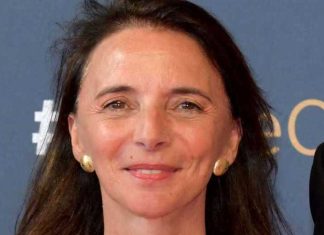 Maryse Burgot : Retour sur une Prise d’Otage et la Force d’une Journaliste Maryse Burgot : Retour sur une Prise d'Otage et la Force d'une Journaliste
