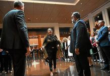 Lidia Thorpe interpelle le roi Charles III lors de sa visite en Australie « Pas mon roi ! » : une sénatrice aborigène s’en prend à Charles III en Australie