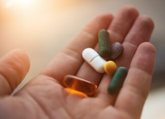 Compléments alimentaires : attention aux promesses silencieuses 60 Millions de Consommateurs alerte : voici pourquoi il faut arrêter ces compléments alimentaires sans attendre