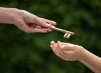 Taxe sur les successions dès 2026 : espoirs et inquiétudes Héritage : le gouvernement prépare une nouvelle taxe qui risque de coûter cher à des millions de Français