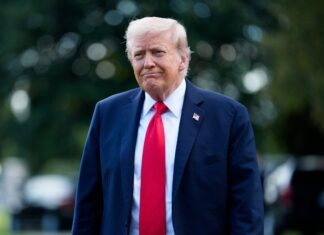 Trump relance la controverse autour du « paiement à l’avance » sud-coréen Trump affirme de nouveau que l'accord prévoit un «paiement à l'avance» de 350 Mds de dollars